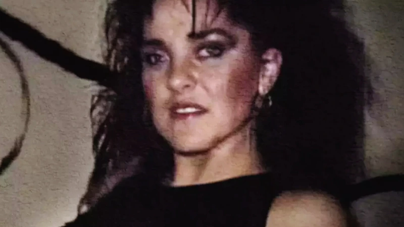 Close up of the “Jas” photo linked to the Amy Bradley case, a woman with dark hair and heavy makeup facing the camera.